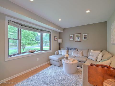 24 Marc Dr, Matawan, NJ 07747 photo 6