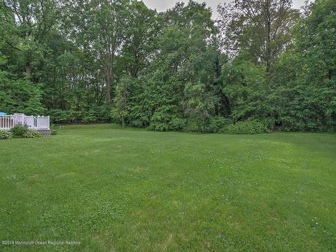 24 Marc Dr, Matawan, NJ 07747 photo 17