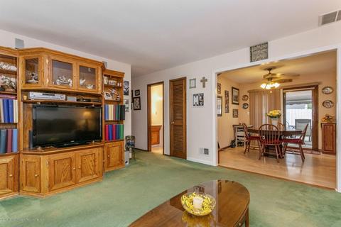 115 Silver Dr, Brick, NJ 08724 photo 6