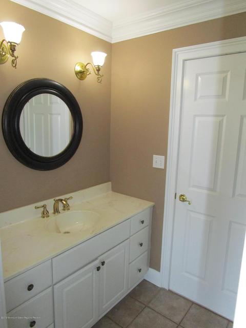 32 Forman Rd, Millstone, NJ 08535 photo 9
