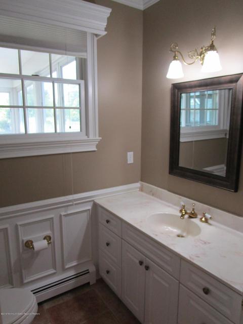32 Forman Rd, Millstone, NJ 08535 photo 7