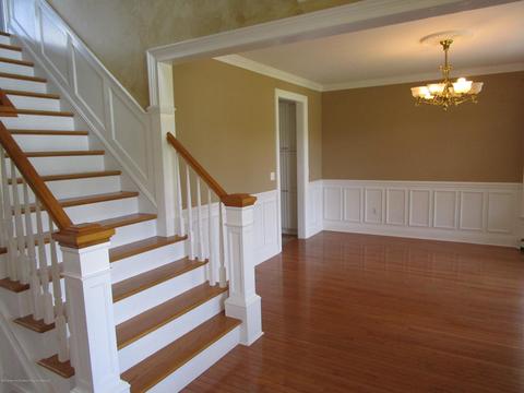 32 Forman Rd, Millstone, NJ 08535 photo 2