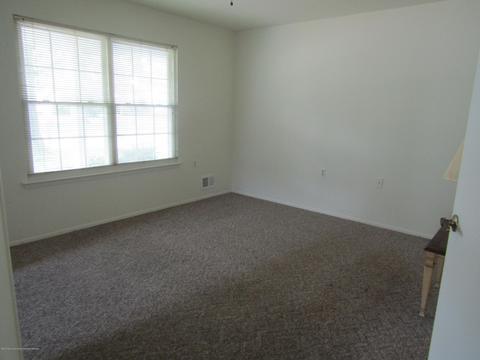 11 Lancaster Ct, Forked River, NJ 08731 photo 13