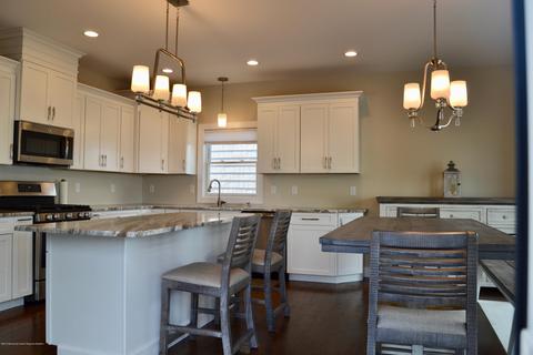 93 E Granada Dr, Brick, NJ 08723 photo 10