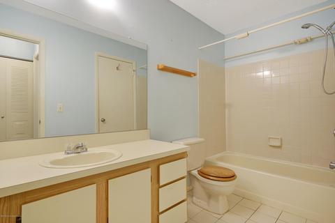 304 Geranium Ct, Jackson, NJ 08527 photo 8