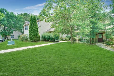 304 Geranium Ct, Jackson, NJ 08527 photo 2