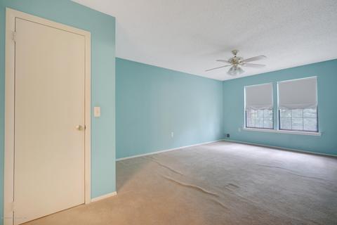 304 Geranium Ct, Jackson, NJ 08527 photo 5