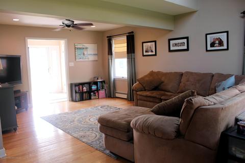 33 Diane Dr, Brick, NJ 08724 photo 6