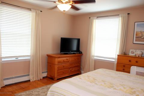 33 Diane Dr, Brick, NJ 08724 photo 26