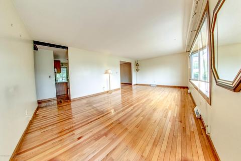 237 Platt Ave, Wrightstown, NJ 08562 photo 4