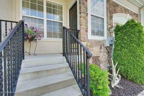 9 Brookfield Dr, Jackson, NJ 08527 photo 2