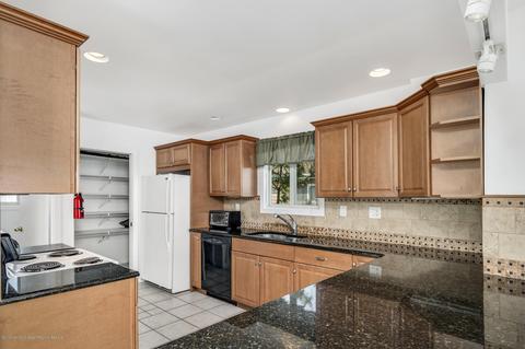 14 E 8th St, Barnegat Light, NJ 08006 photo 5
