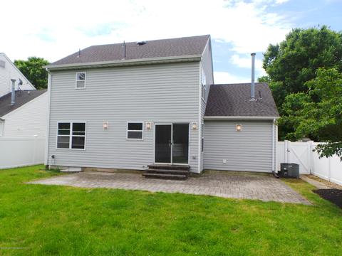 17 Red Maple Dr, Brick, NJ 08724 photo 5