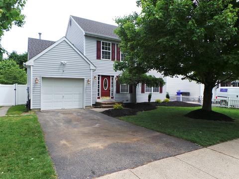 17 Red Maple Dr, Brick, NJ 08724 photo 1
