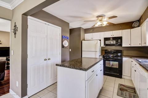 9 Deer Ln, Jackson, NJ 08527 photo 4