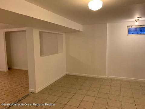 64 Beech St, Edison, NJ 08817 photo 4