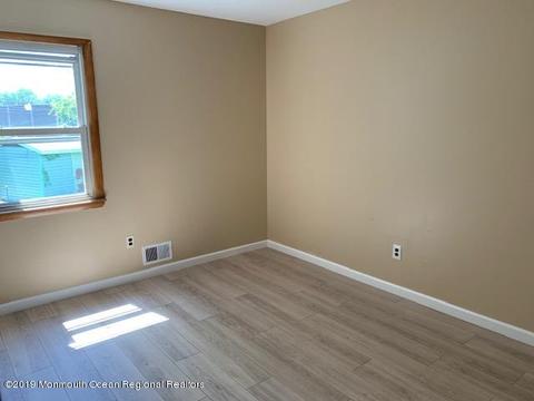 64 Beech St, Edison, NJ 08817 photo 18
