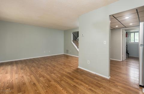 8 Max Pl, Howell, NJ 07731 photo 8