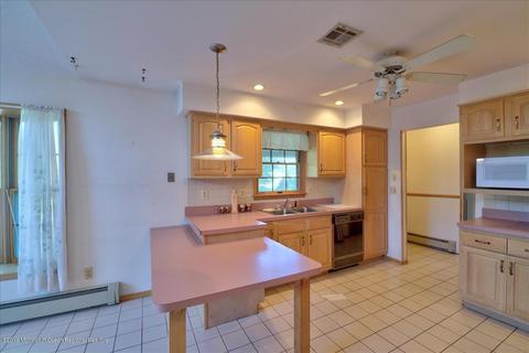 2002 Parkside Dr, Forked River, NJ 08731 photo 8
