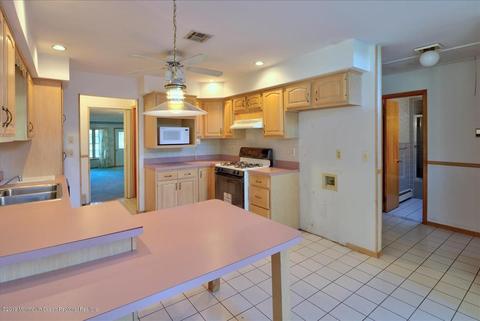 2002 Parkside Dr, Forked River, NJ 08731 photo 10