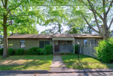 2002 Parkside Dr, Forked River, NJ 08731 photo 1