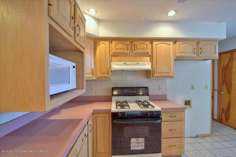 2002 Parkside Dr, Forked River, NJ 08731 photo 7