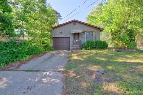 2002 Parkside Dr, Forked River, NJ 08731 photo 2