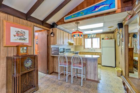 16 Cable Rd, Waretown, NJ 08758 photo 8