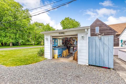 16 Cable Rd, Waretown, NJ 08758 photo 28