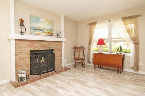 46 Bay Bridge Dr, Brick, NJ 08724 photo 9