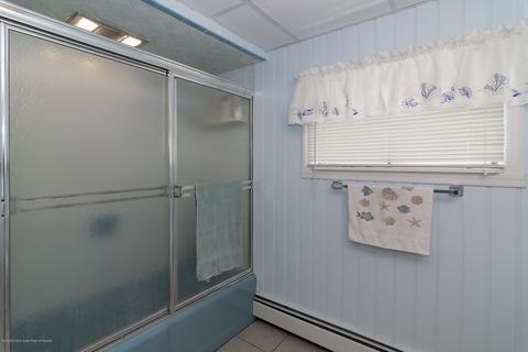 28 Cable Rd, Waretown, NJ 08758 photo 13