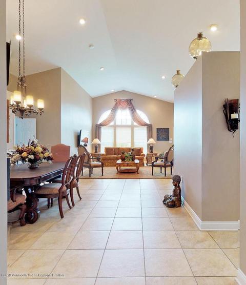 1 Danbury Ct, Jackson, NJ 08527 photo 3