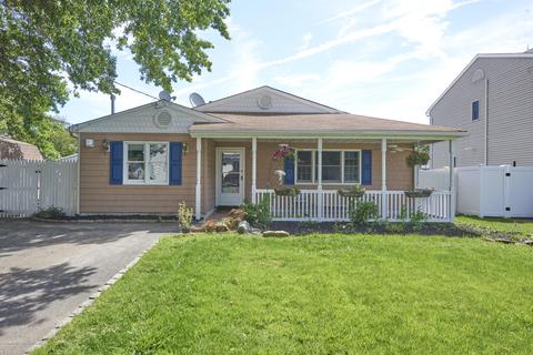 112 Shoreland Ter, North Middletown, NJ 07748 photo 28