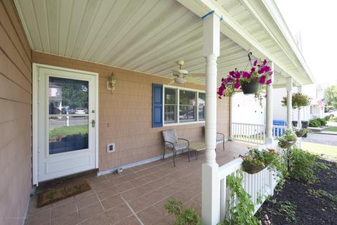 112 Shoreland Ter, North Middletown, NJ 07748 photo 2