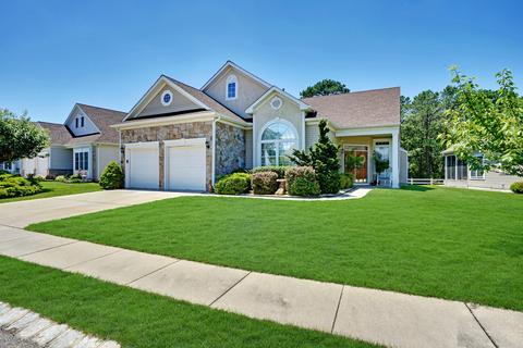 26 Rumson Ct, Waretown, NJ 08758 photo 1