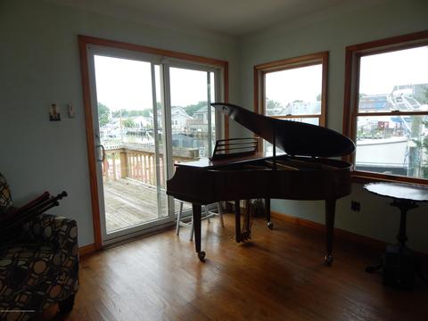 31 Bayview Dr, Waretown, NJ 08758 photo 10