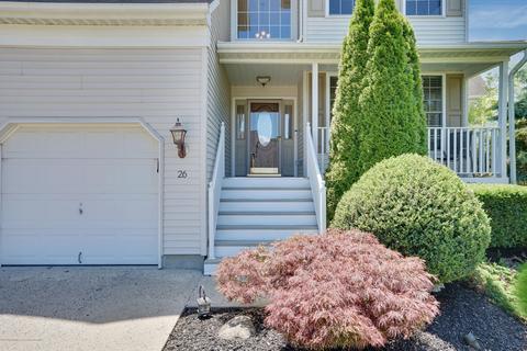 26 Paceview Dr, Howell, NJ 07731 photo 2