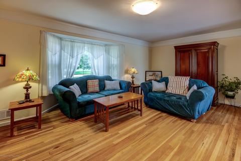 19 Algonquin Rd, Holmdel, NJ 07733 photo 5