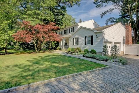 19 Algonquin Rd, Holmdel, NJ 07733 photo 3