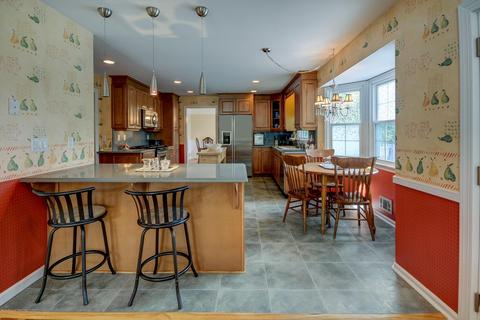 19 Algonquin Rd, Holmdel, NJ 07733 photo 10