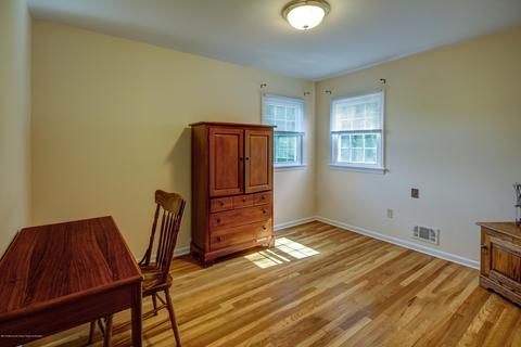19 Algonquin Rd, Holmdel, NJ 07733 photo 22