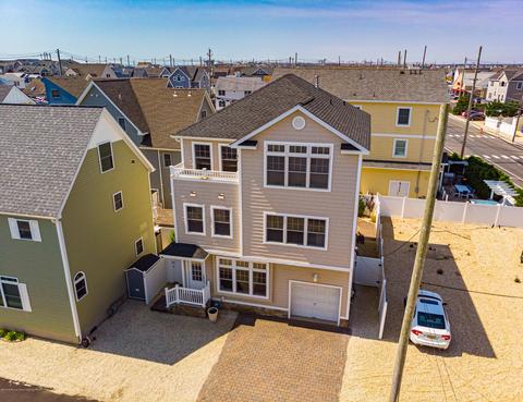 49 E Colony Rd, Lavallette, NJ 08735 photo 3