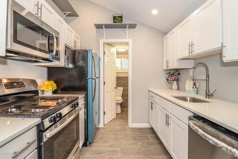 42 Chestnut St, Waretown, NJ 08758 photo 1
