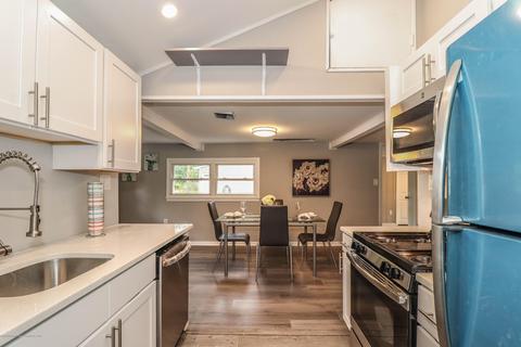 42 Chestnut St, Waretown, NJ 08758 photo 2