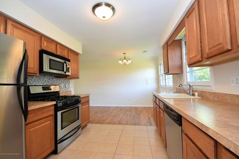 642 Park Ave, Brielle, NJ 08730 photo 5