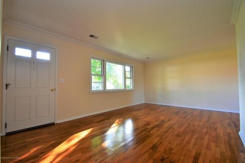 642 Park Ave, Brielle, NJ 08730 photo 2