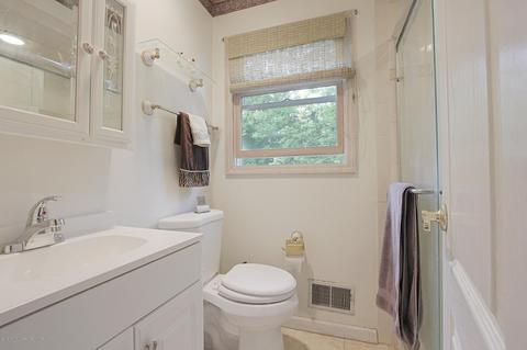 16 Albany Ave, Jackson, NJ 08527 photo 25