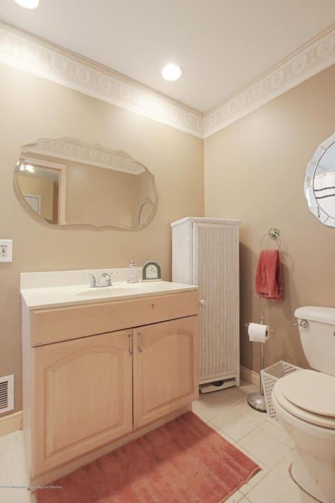 16 Albany Ave, Jackson, NJ 08527 photo 32