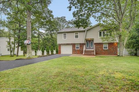 128 Willow Dr, Jackson, NJ 08527 photo 2