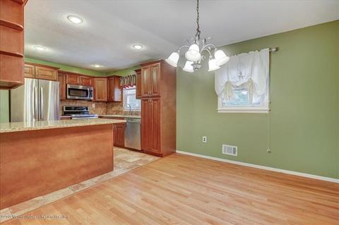 128 Willow Dr, Jackson, NJ 08527 photo 9